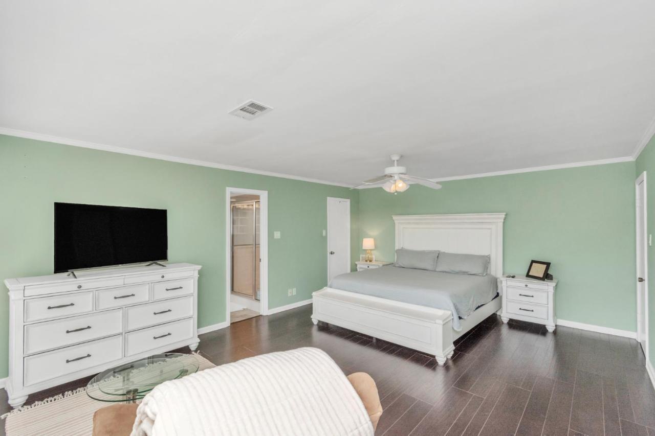 Beauty On The Water! Lake House Near The Beaches! Galveston Luaran gambar