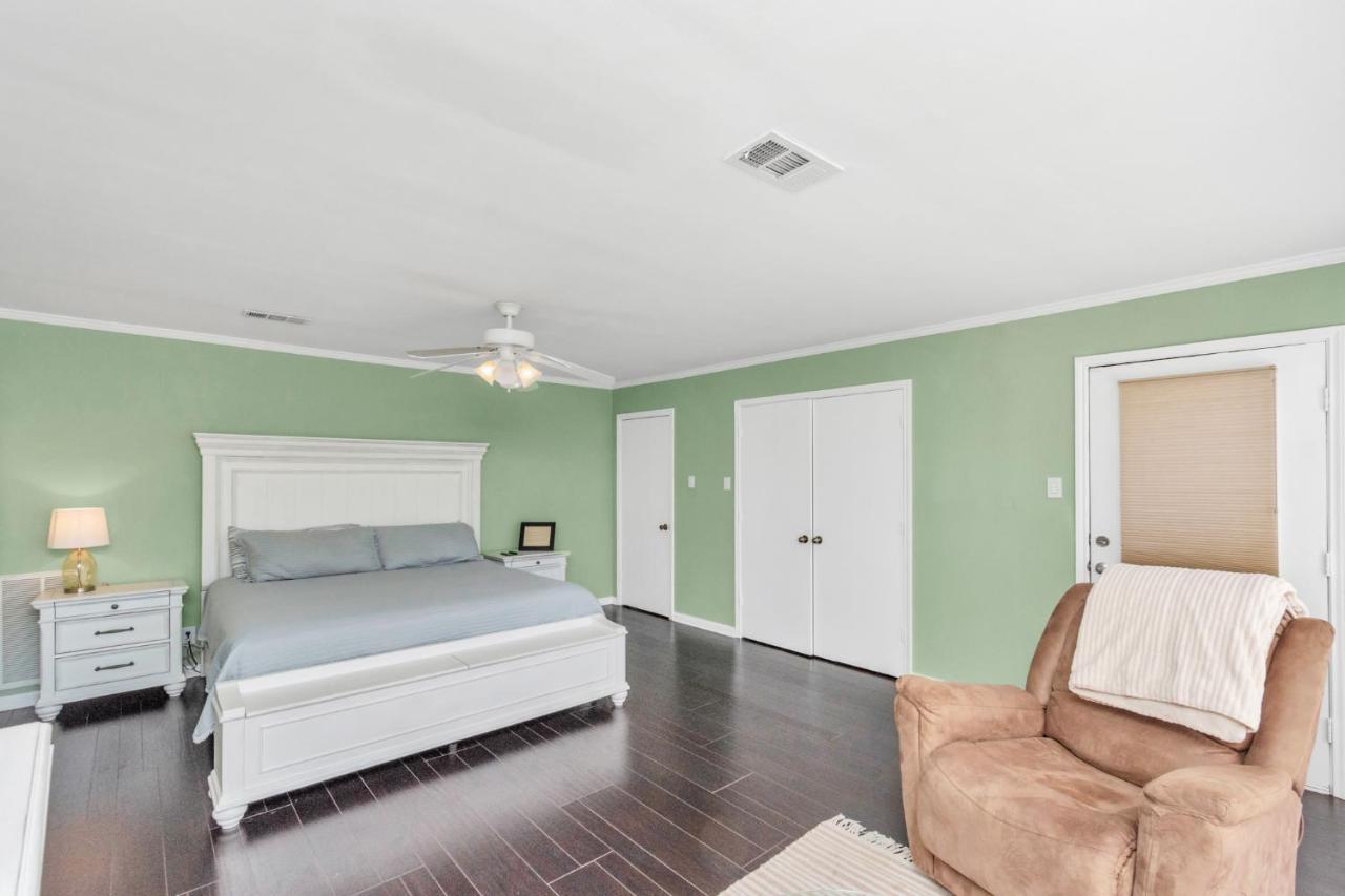 Beauty On The Water! Lake House Near The Beaches! Galveston Luaran gambar