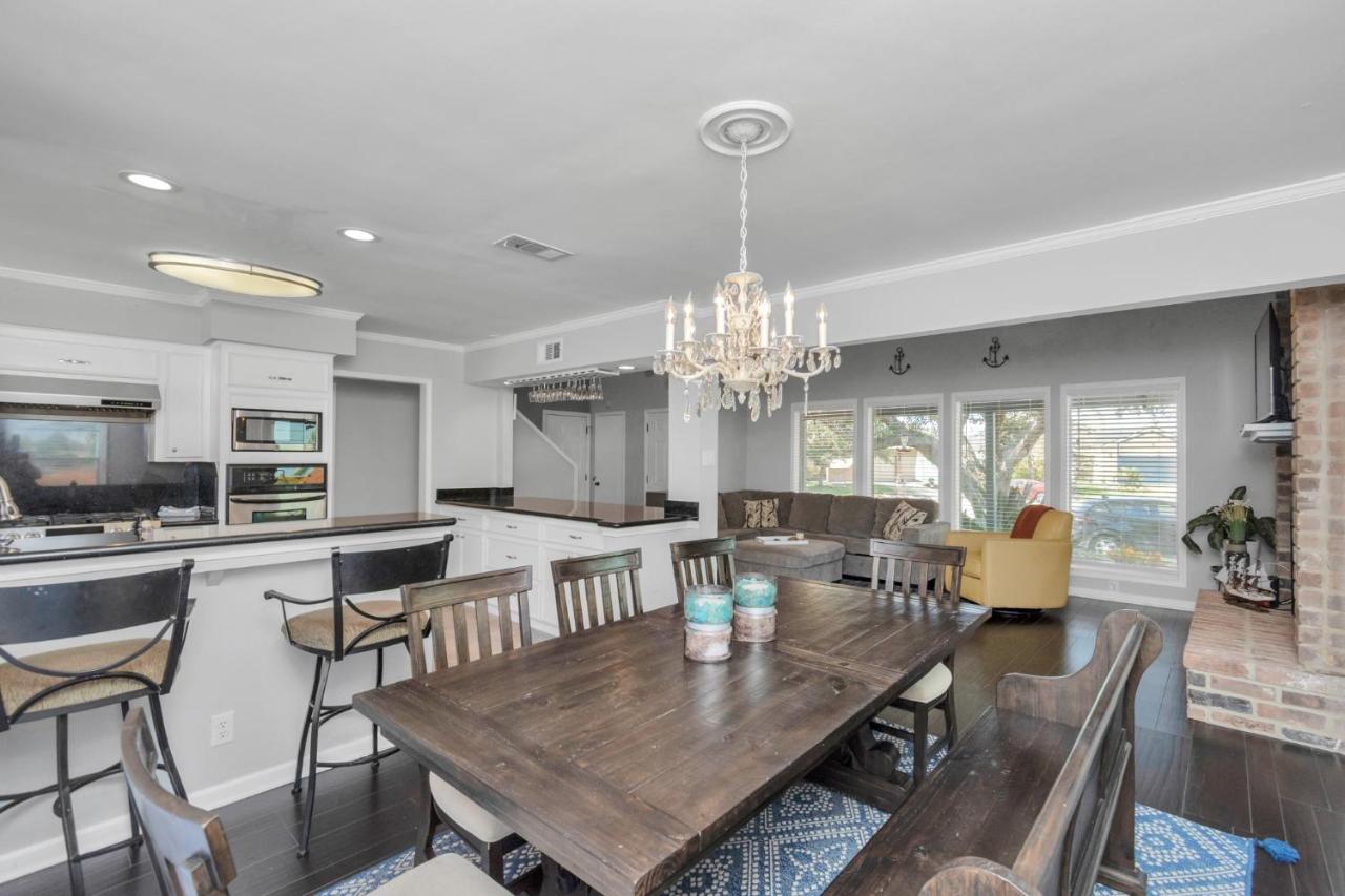 Beauty On The Water! Lake House Near The Beaches! Galveston Luaran gambar