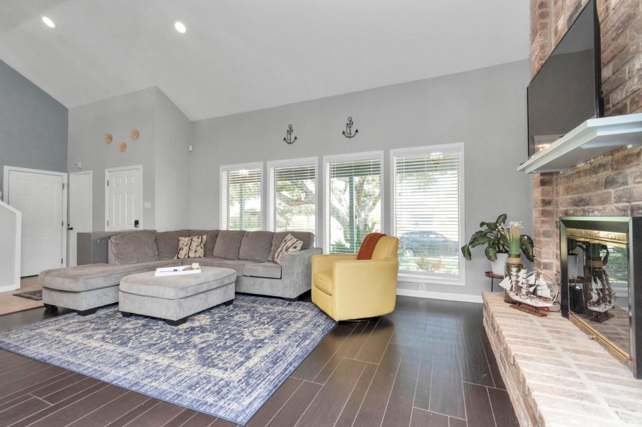 Beauty On The Water! Lake House Near The Beaches! Galveston Luaran gambar
