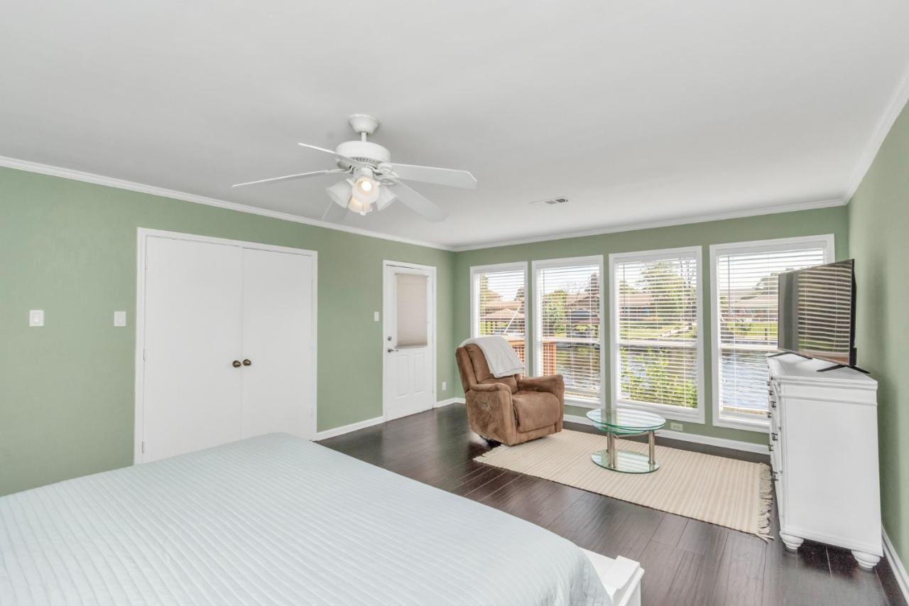 Beauty On The Water! Lake House Near The Beaches! Galveston Luaran gambar
