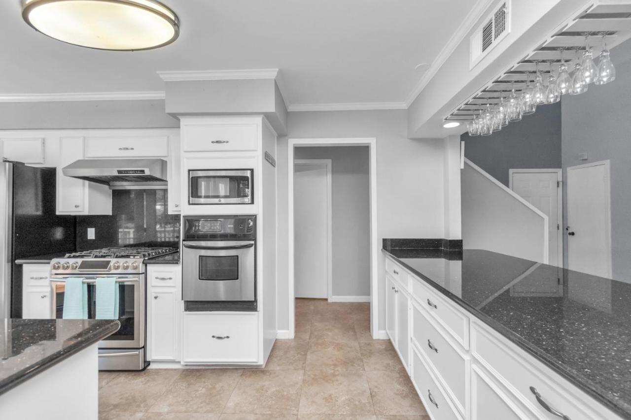 Beauty On The Water! Lake House Near The Beaches! Galveston Luaran gambar