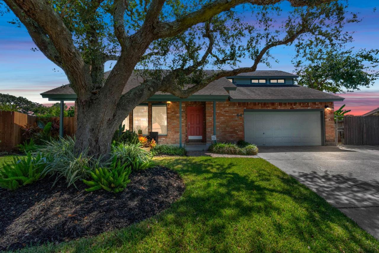 Beauty On The Water! Lake House Near The Beaches! Galveston Luaran gambar